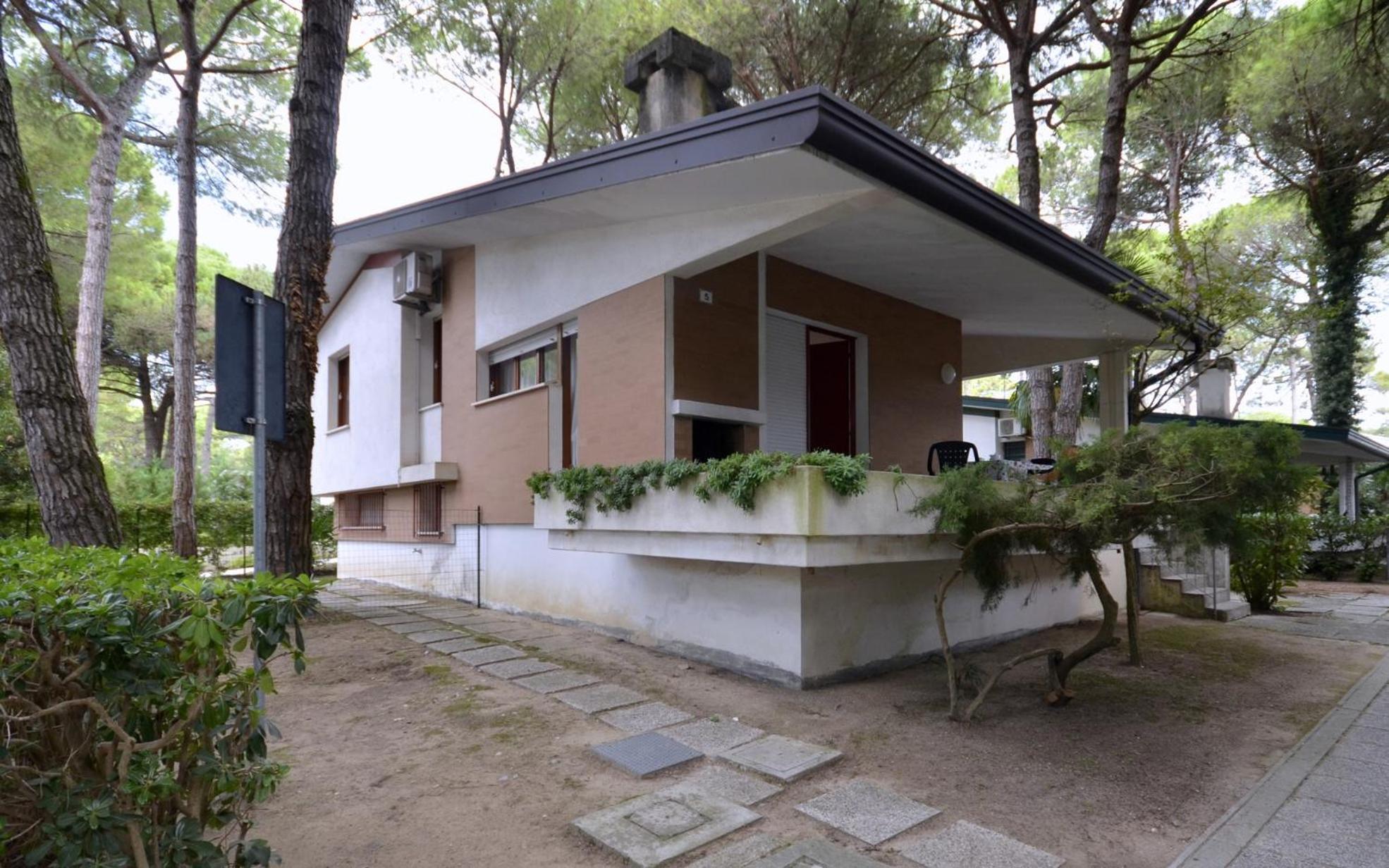 Villa Negri Lignano Sabbiadoro Exterior photo